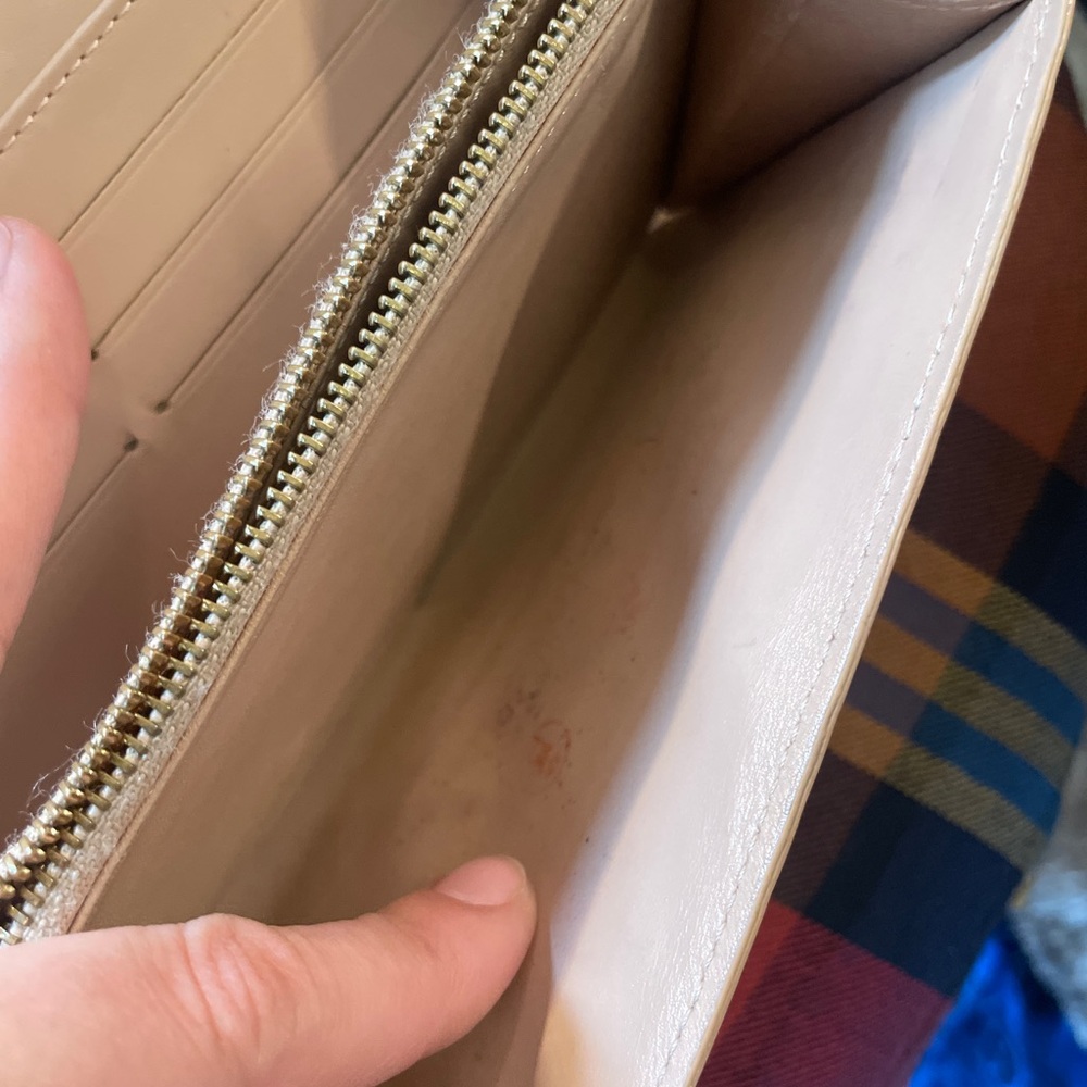 Louis Vuitton Patent Vernis Sarah Long Wallet with Monogram- *has marks - Picture 9 of 13